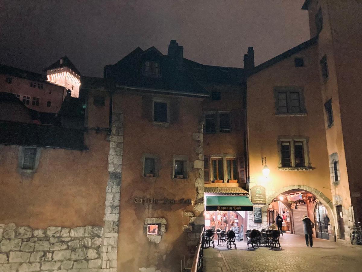 Gite urbain AU 2BIS Annecy Exterior foto