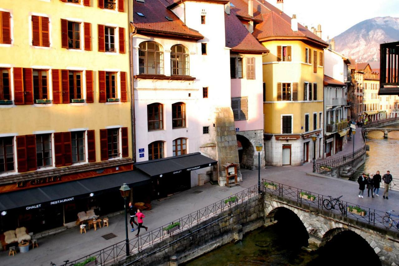 Gite urbain AU 2BIS Annecy Exterior foto